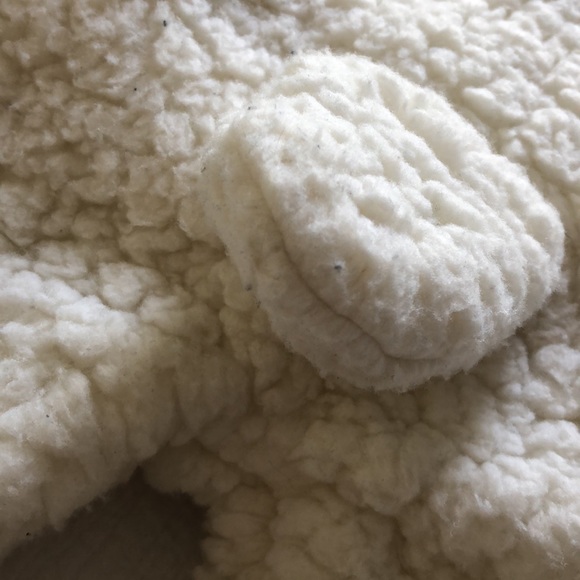 XMWEALTHY White Plush Swaddle Blanket - Picture 8 of 11